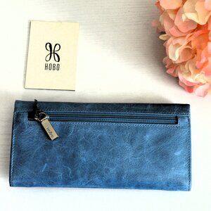 HOBO Stevie Leather Clutch Wallet
